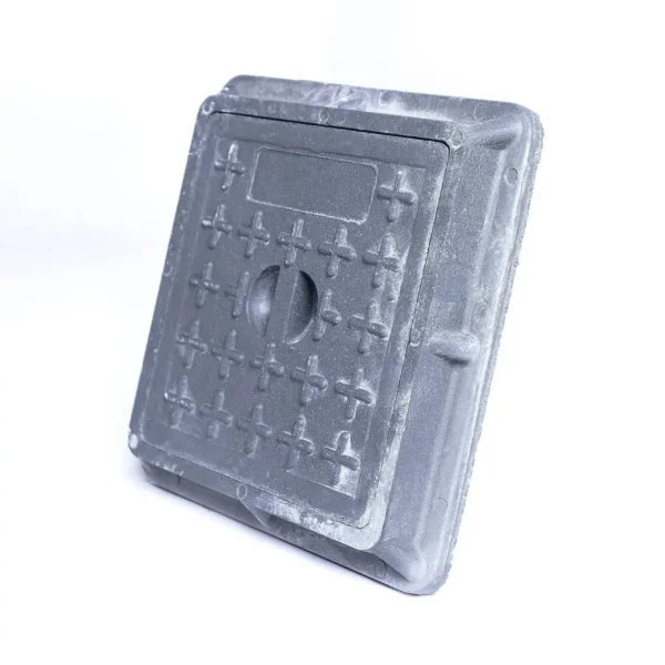 Tapa de registro compuesta cuadrada de 20 pulgadas (50 cm) – Plástico reforzado anticorrosivo
